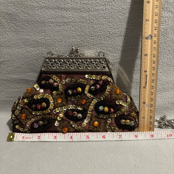 Brown Beaded Clutch Evening Sequin Purse with silver tone art decor frame handle - Picture 7 of 7